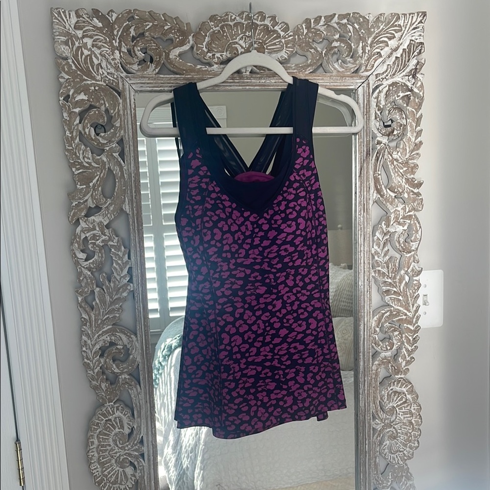 Lululemon Tank Top with built in sports bra
